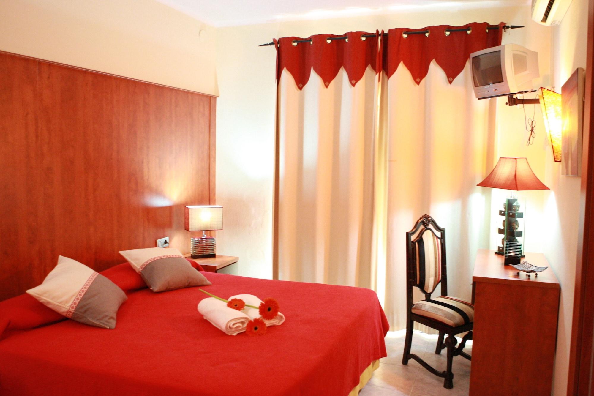 Hotel Los Globos Sitges Dış mekan fotoğraf