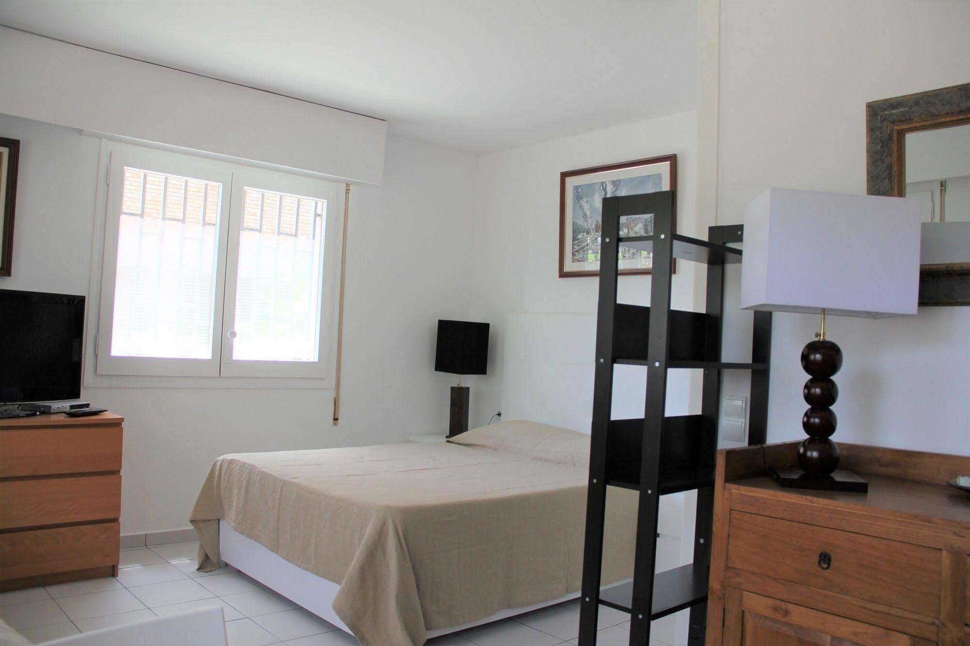Hotel Los Globos Sitges Dış mekan fotoğraf
