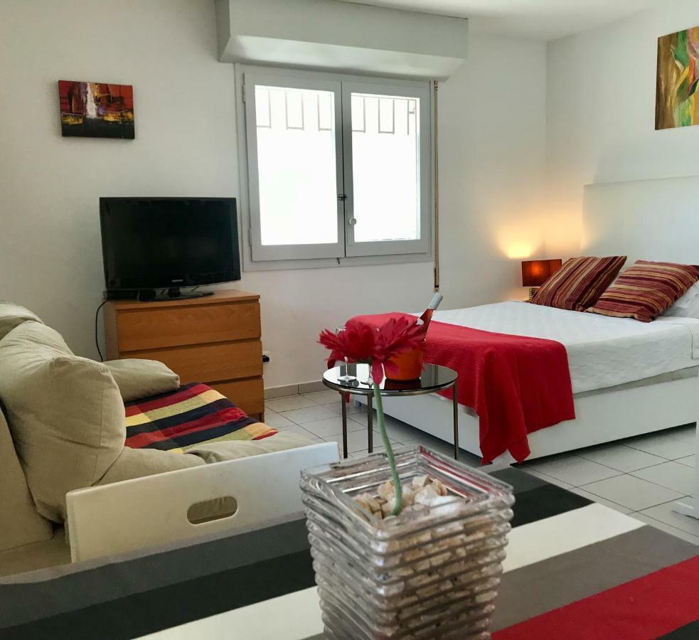 Hotel Los Globos Sitges Dış mekan fotoğraf